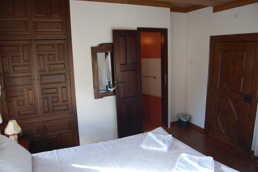 Kazasovata Guest House Trjavna Rum bild